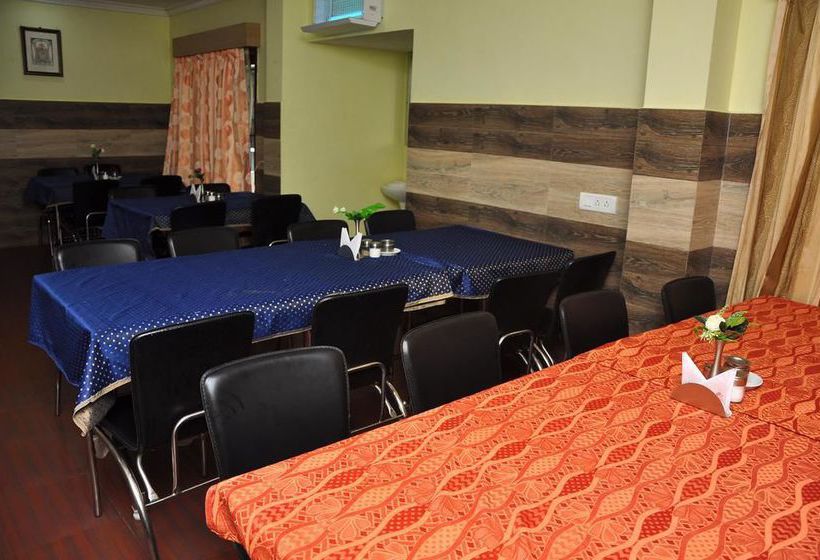 Hotel Oyo Rooms Convent Road Queens Land 3