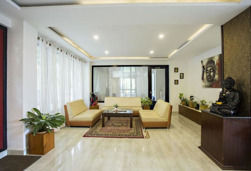 Hotel Oyo Premium Paljor Stadium 11