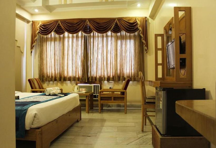 Hotel Oyo Premium Bhelharidwar 9