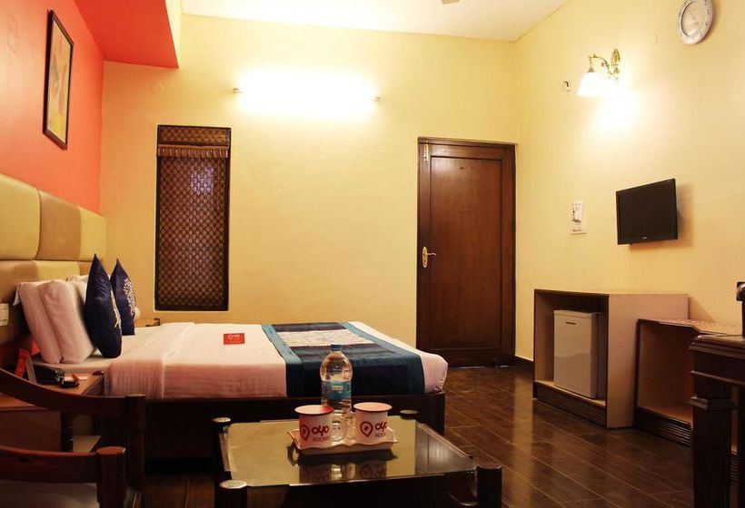 Hotel Oyo Rooms Clock Tower Doon Hospital 11