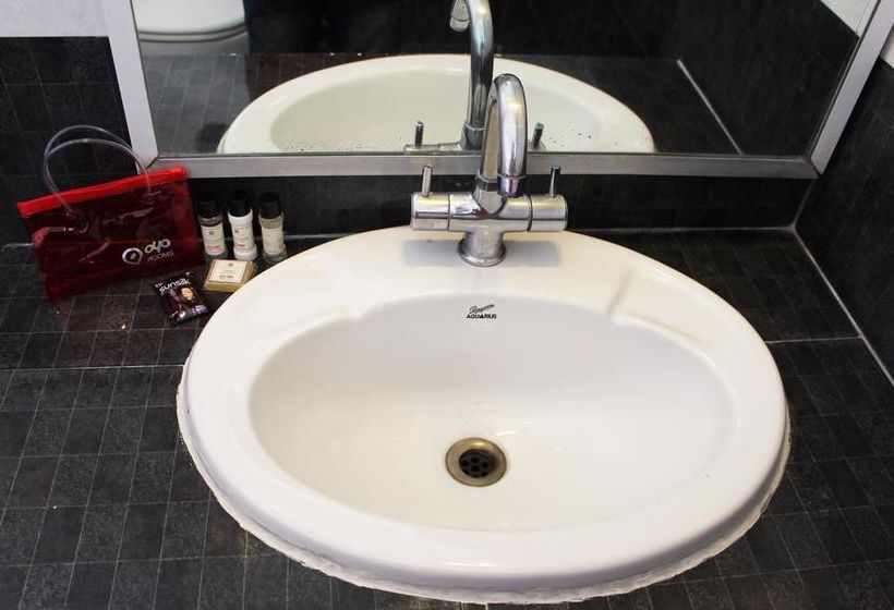 Hotel Oyo Rooms Clock Tower Doon Hospital 2