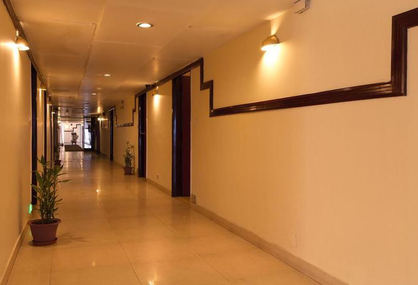 Hotel Oyo Premium Paltan Bazar 17
