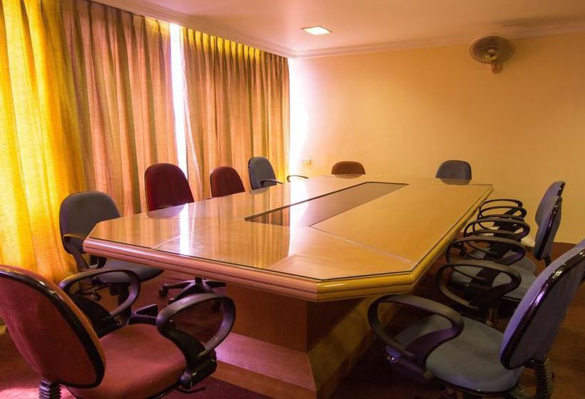 Hotel Oyo Premium Paltan Bazar 19