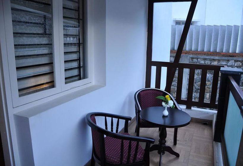 Hotel Oyo Premium Observatory Road Tamil Nadu