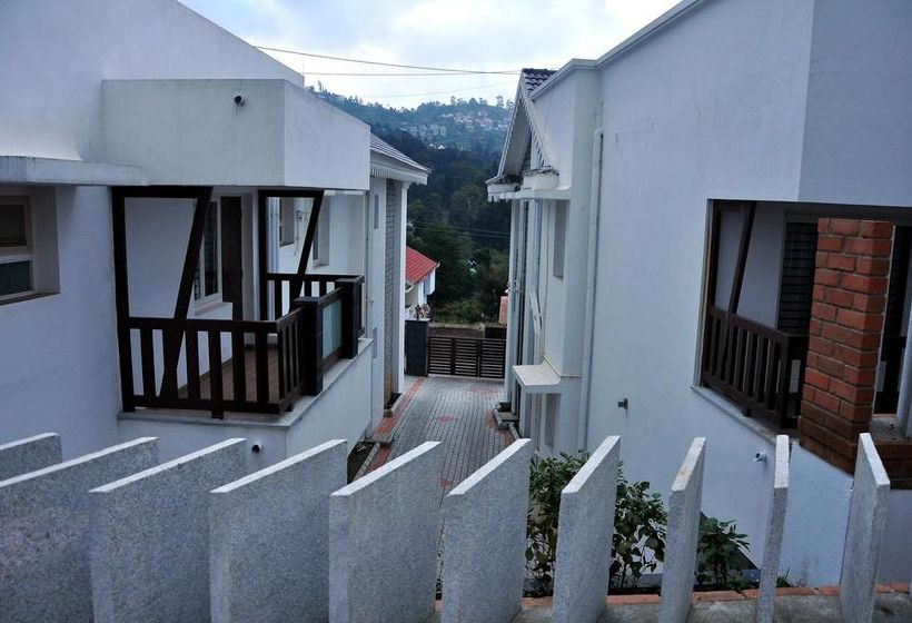 Hotel Oyo Premium Observatory Road 20