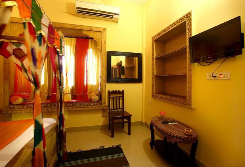 Hotel Oyo Rooms Air Force Circle 10