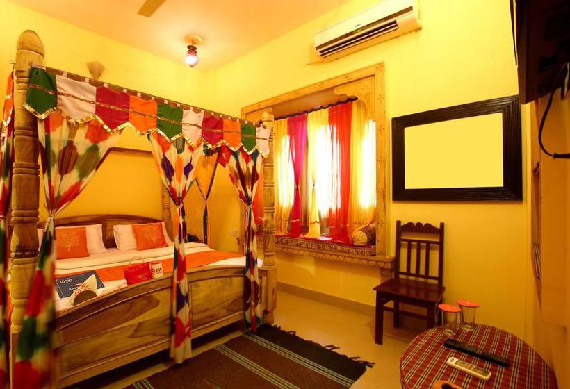 Hotel Oyo Rooms Air Force Circle 5