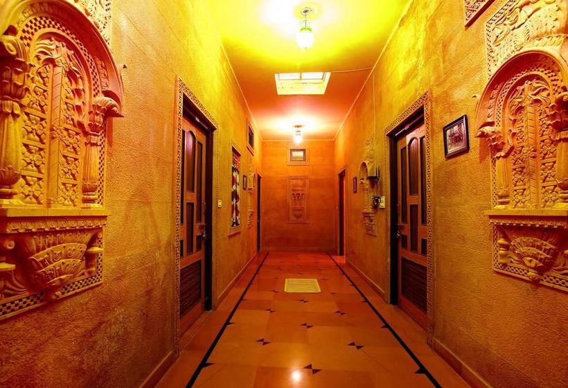 Hotel Oyo Rooms Air Force Circle 8