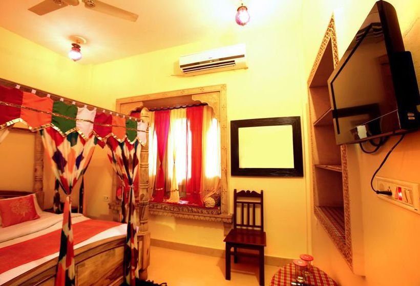 Hotel Oyo Rooms Air Force Circle 9