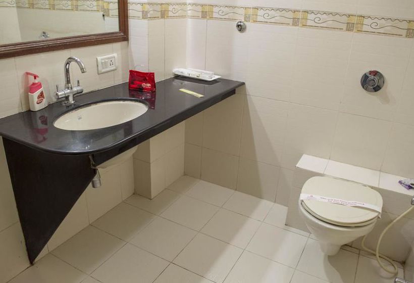 Hotel Oyo Premium Zone I Mp Nagar 1