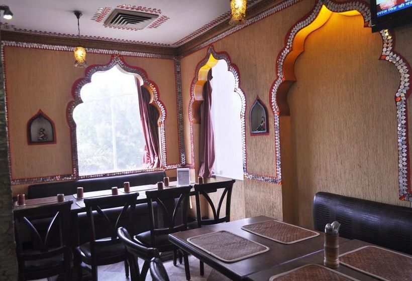 Hotel Oyo Premium Old Gurgaon 8