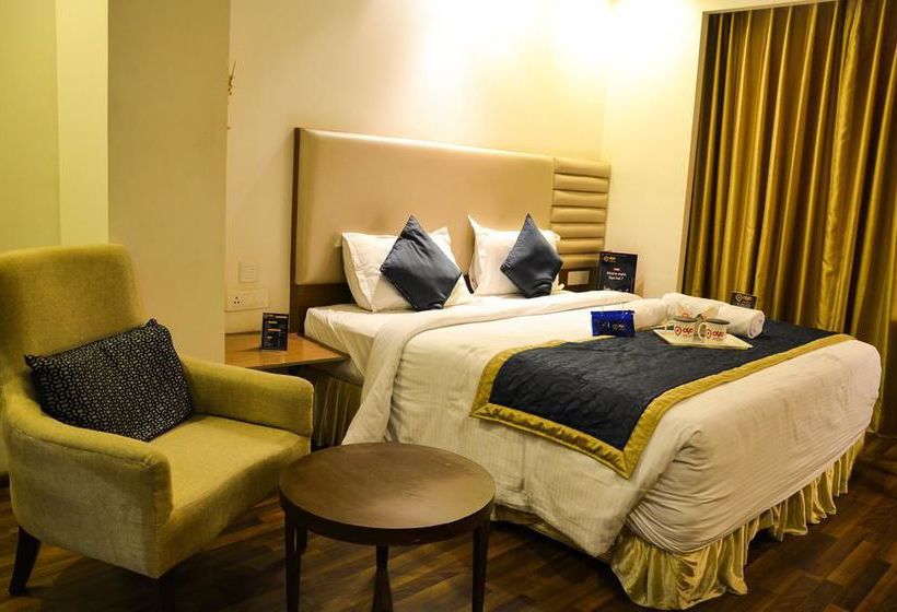 Hotel Oyo Premium Near Sahara Hospital 6