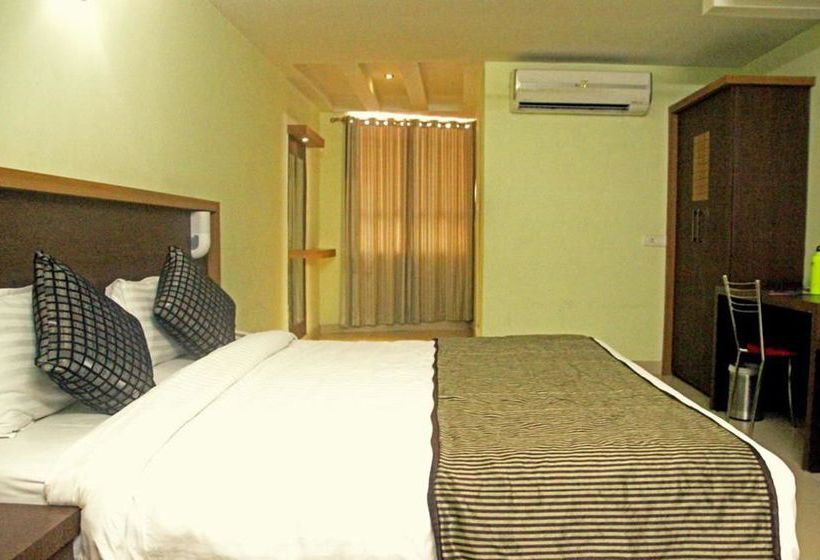 Hotel Oyo Premium Calicut Railway Station 5