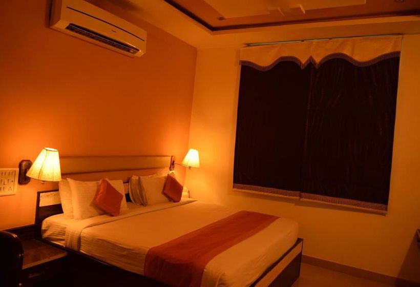 Hotel Oyo Premium Bhilwara Road Chittorgarh 5