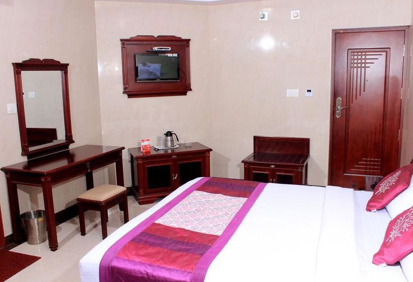 Hotel Oyo Rooms Mysore St Philomina S Church Rd 9