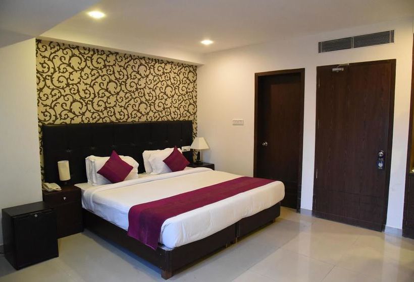 Hotel Oyo Premium Railway Station Patna 4