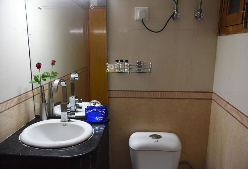 Hotel Oyo Premium Patliputra Patna Bihar