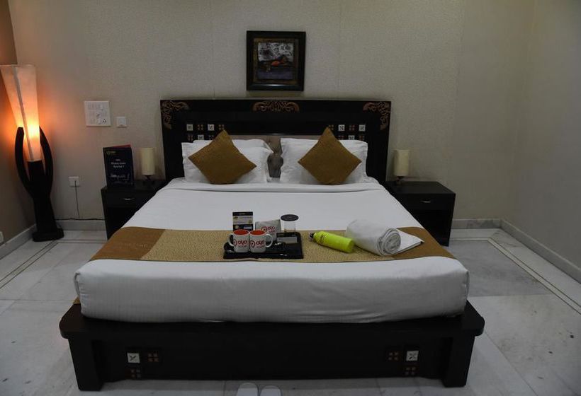 Hotel Oyo Premium Patliputra Patna 13