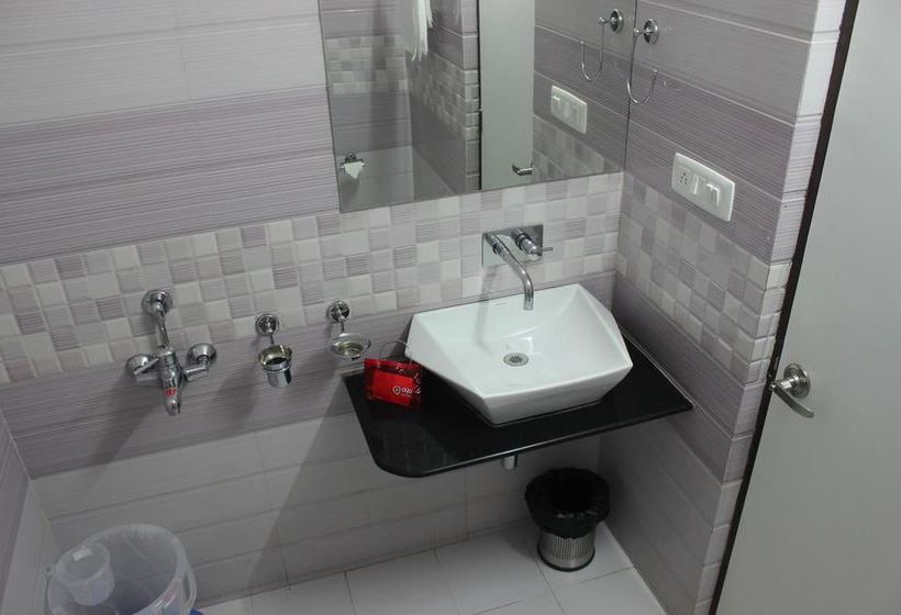 Hotel Oyo Rooms Empress Mall Nagpur