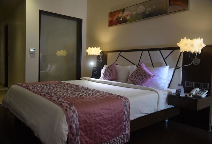 Hotel Oyo Elite Gandhi Maidan Patna 13