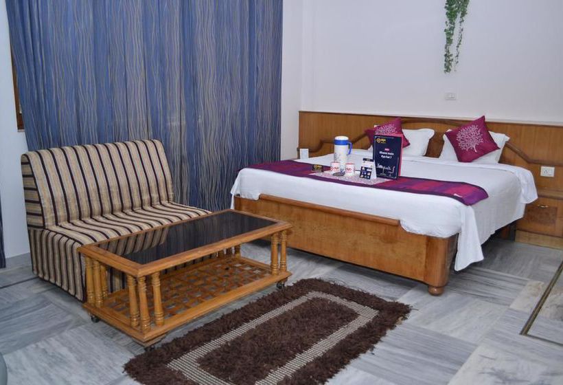 Hotel Oyo Premium Kailash Gate 6