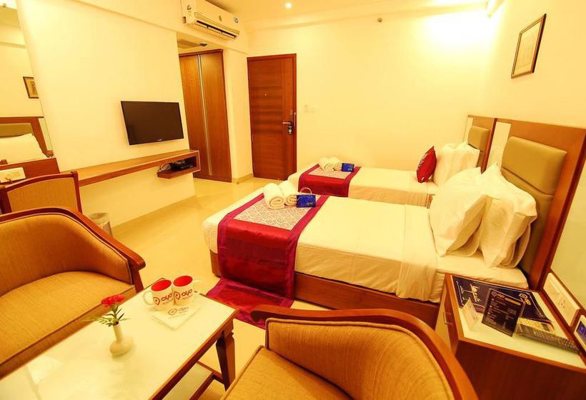 Hotel Oyo Premium Alleppey Iron Bridge 4