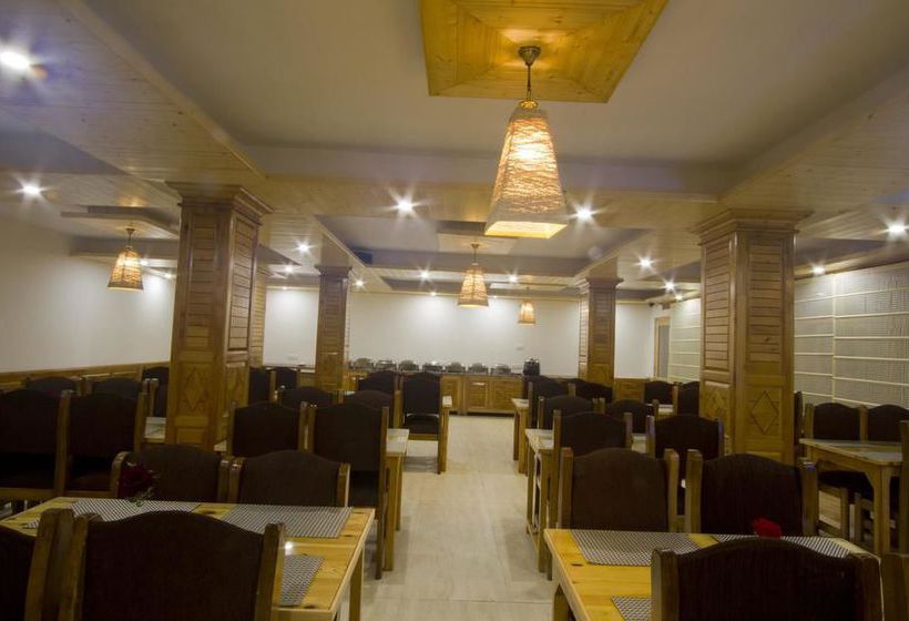 Hotel Oyo Premium Simsa Resort 4