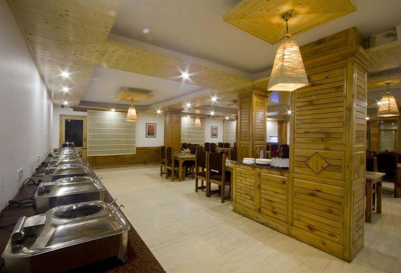 Hotel Oyo Premium Simsa Resort 5