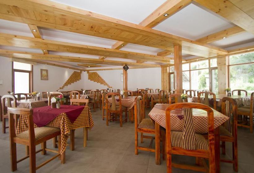 Hotel Oyo Premium Log Huts 7