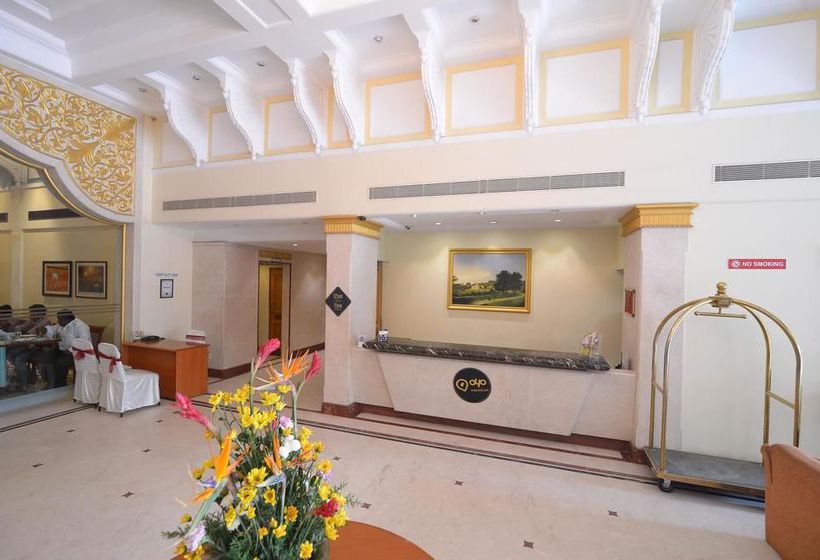 Hotel Oyo Premium Madurai Railway Junction 16