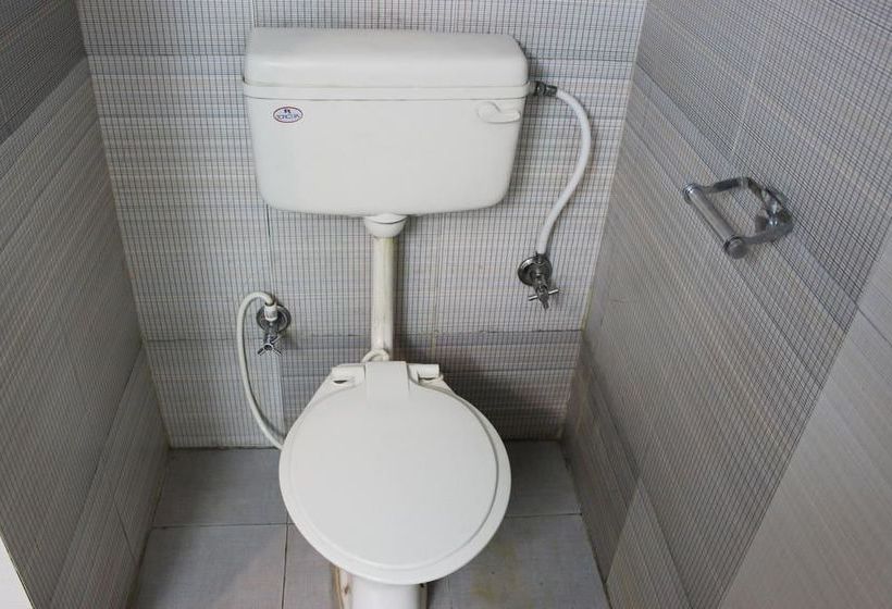 Hotel Oyo Premium Near Mussoorie Public School 11