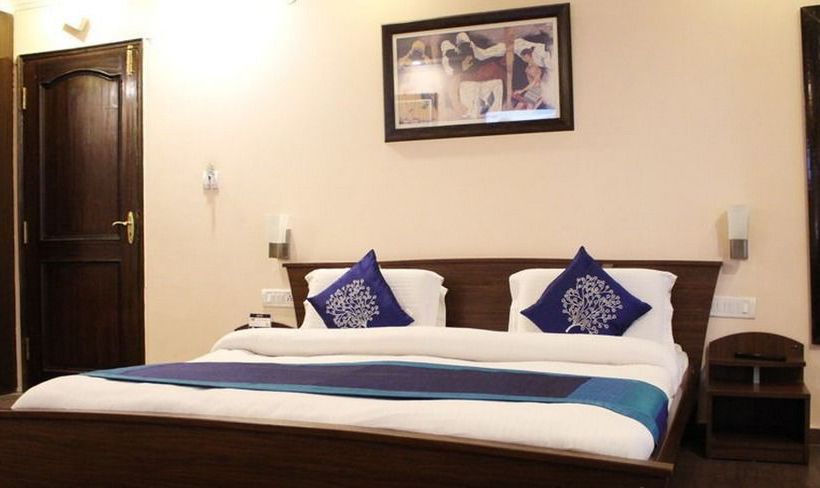 Hotel Oyo Premium Near Mussoorie Public School 16