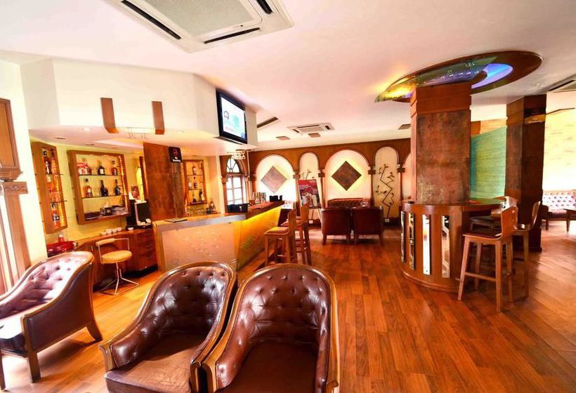 Hotel Oyo Premium Nath Mandir South Tukoganj 13