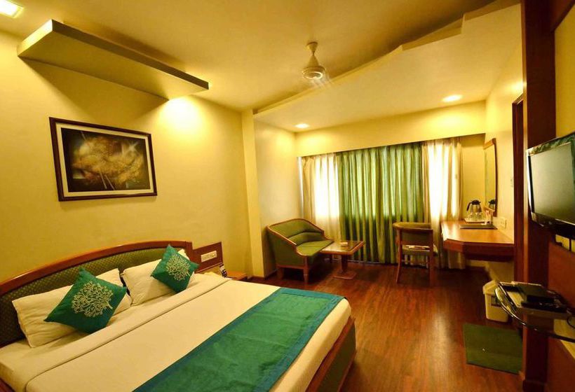 Hotel Oyo Premium Nath Mandir South Tukoganj 2