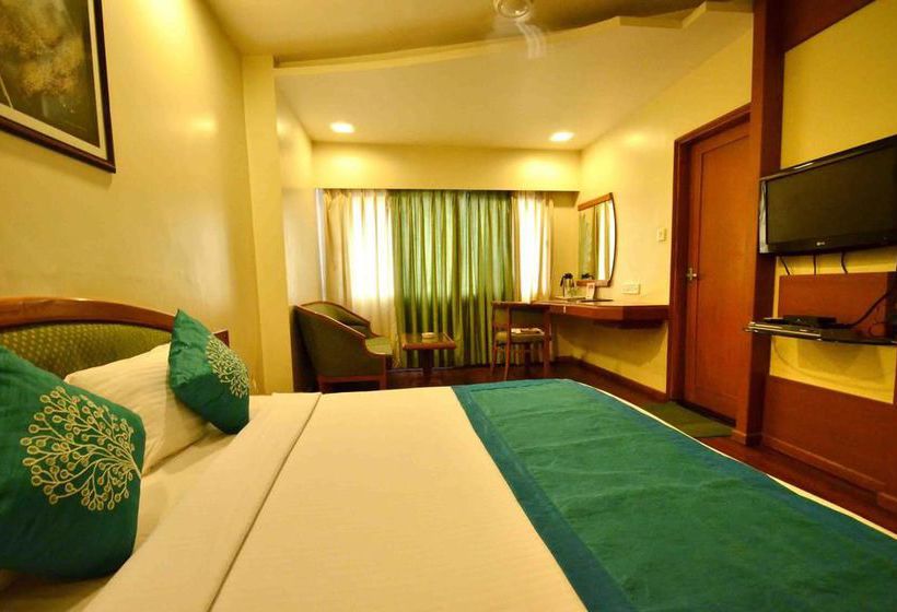 Hotel Oyo Premium Nath Mandir South Tukoganj 7