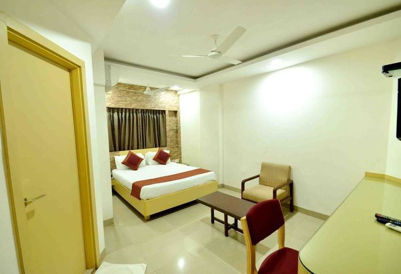 Hotel Oyo Rooms Ti Mall Nath Mandir Road 10