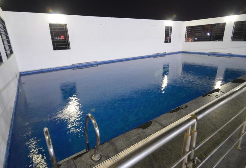 Hotel Oyo Premium Mattuthavani Bus Stand