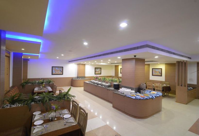 Hotel Oyo Premium Mattuthavani Bus Stand 3