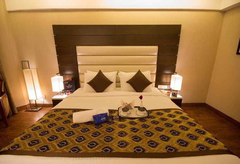 Hotel Oyo Premium New High Court 4