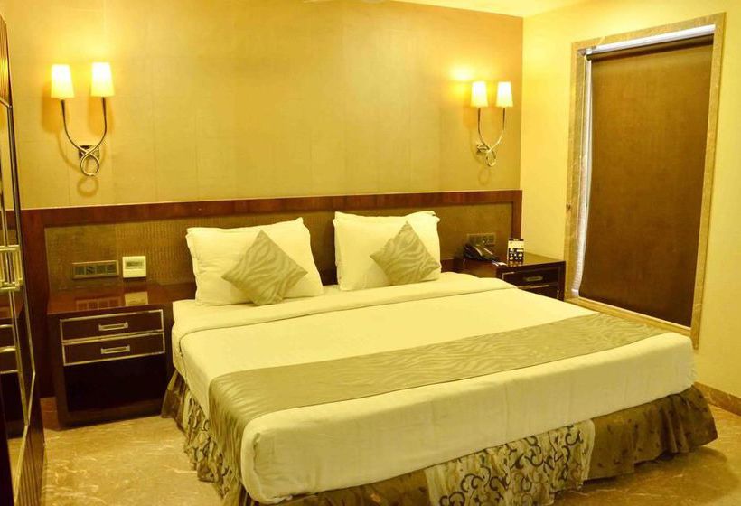 Hotel Oyo Premium Rnt Marg 4