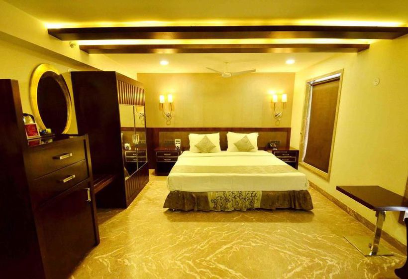 Hotel Oyo Premium Rnt Marg 6