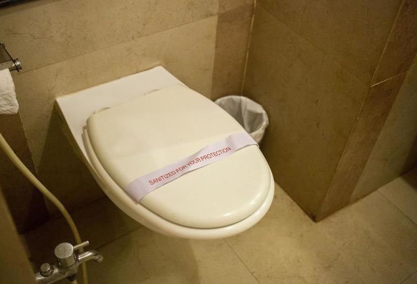 Hotel Oyo Rooms Naveen Market Kanpur 11