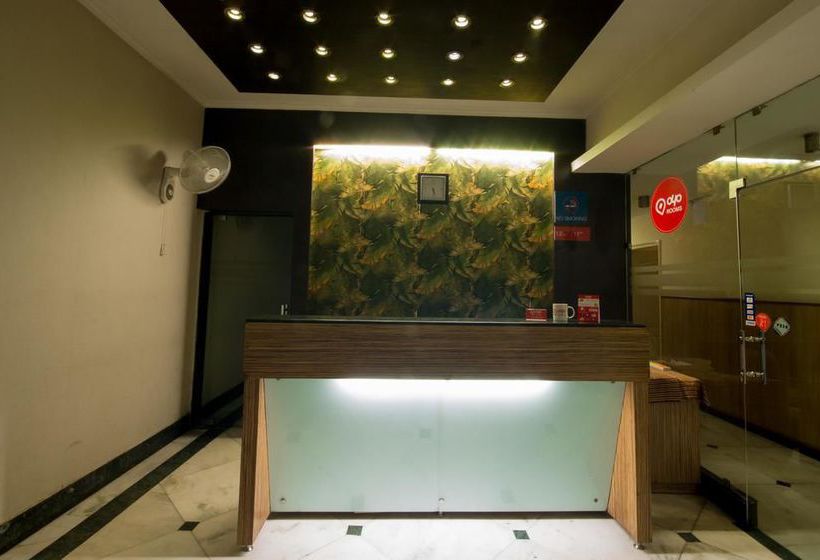 Hotel Oyo Rooms Naveen Market Kanpur 2