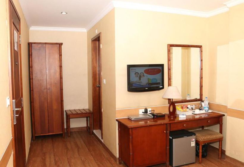 Hotel Oyo Premium Industrial Area Cheema Chowk 2