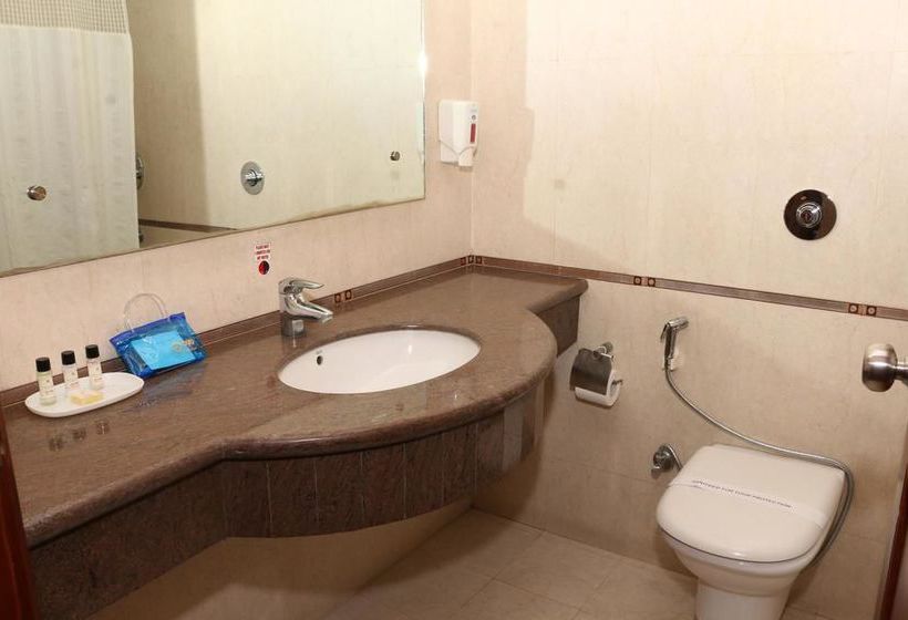 Hotel Oyo Premium Industrial Area Cheema Chowk 5