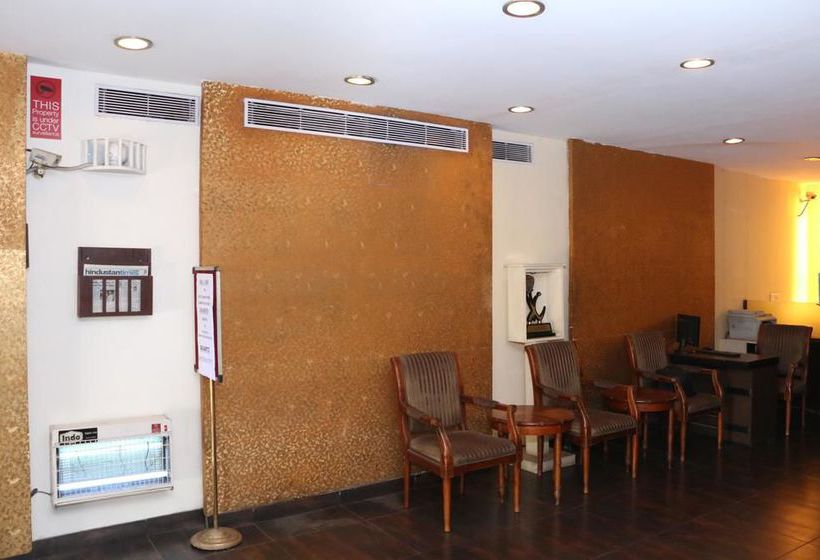 Hotel Oyo Premium Industrial Area Cheema Chowk 6
