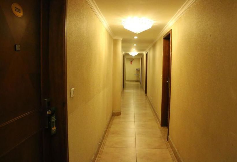 Hotel Oyo Premium Industrial Area Cheema Chowk 7