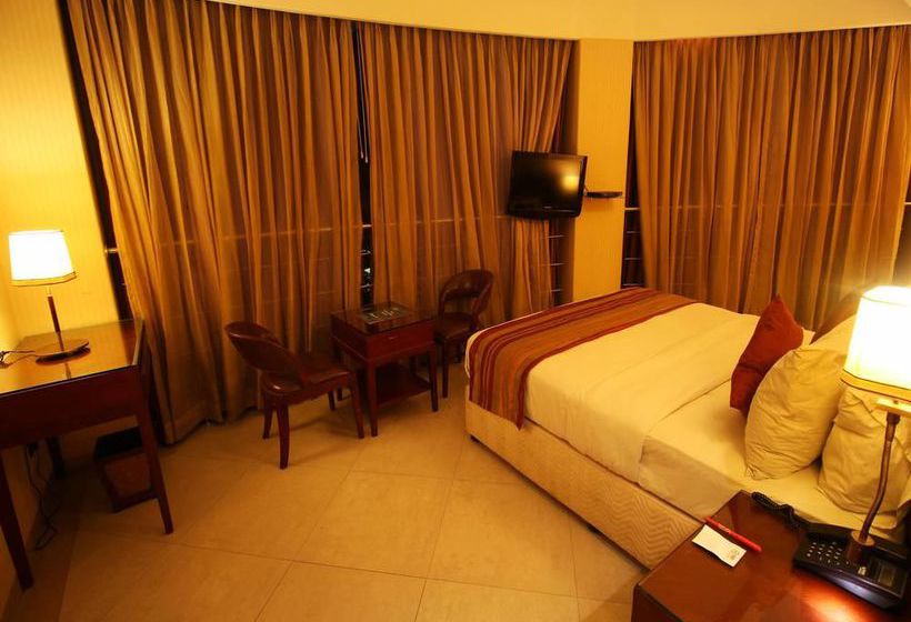 Hotel Oyo Rooms Income Tax Ashram Road 13
