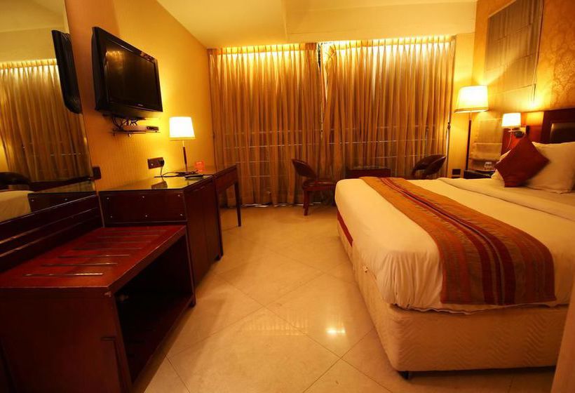Hotel Oyo Rooms Income Tax Ashram Road 15