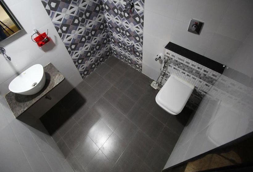 Hotel Oyo Rooms Kankaria Lake Maninagar 16